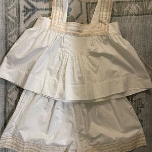 Tuckernuck Cream Set